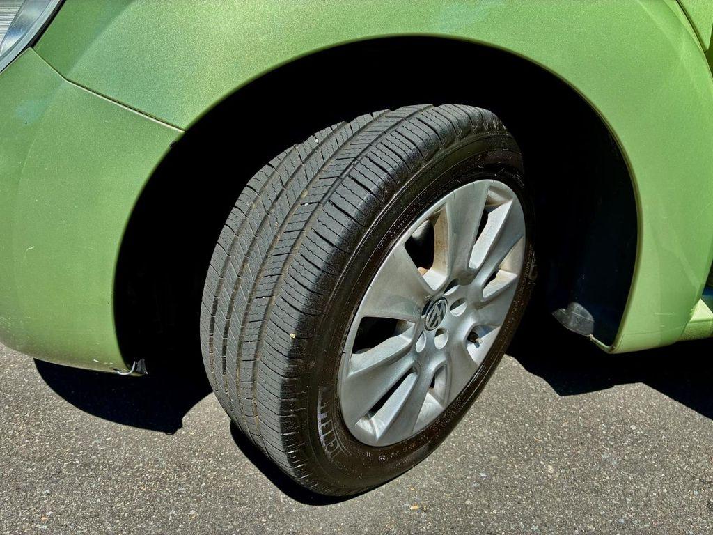 used 2009 Volkswagen New Beetle car