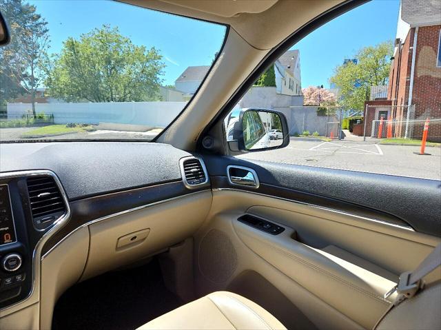 used 2015 Jeep Grand Cherokee car, priced at $14,795