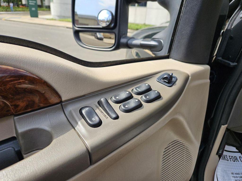 used 2001 Ford Excursion car, priced at $14,000