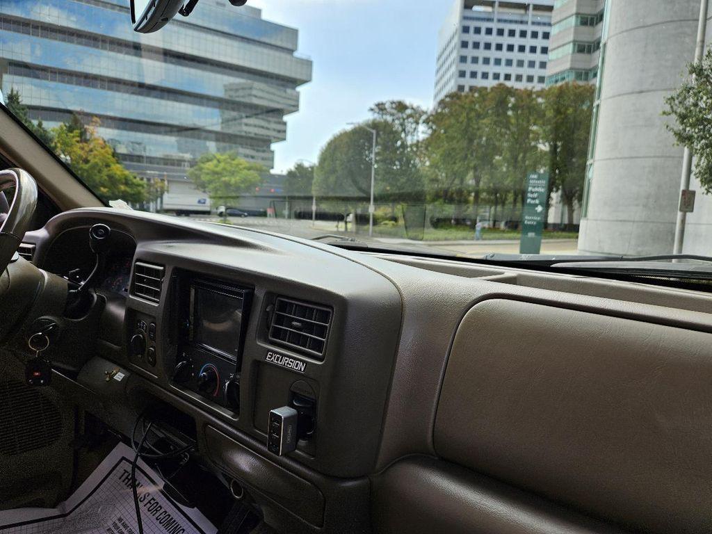 used 2001 Ford Excursion car, priced at $14,000