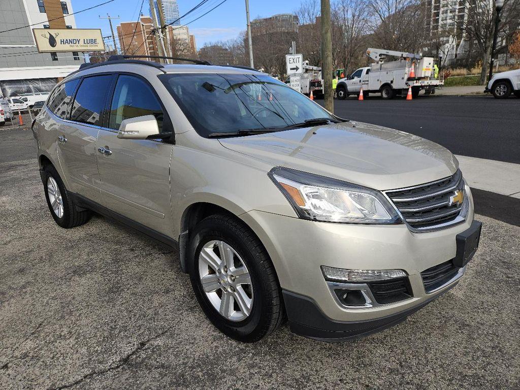 used 2014 Chevrolet Traverse car, priced at $8,700