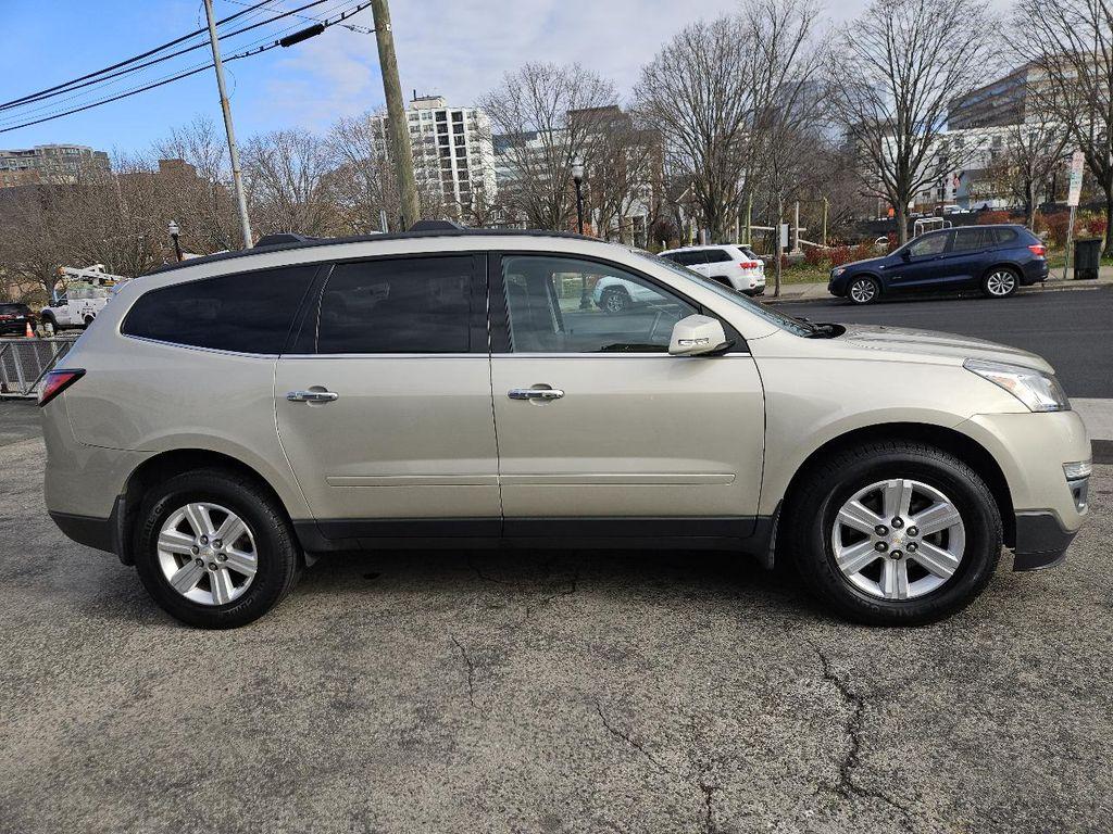 used 2014 Chevrolet Traverse car, priced at $8,700