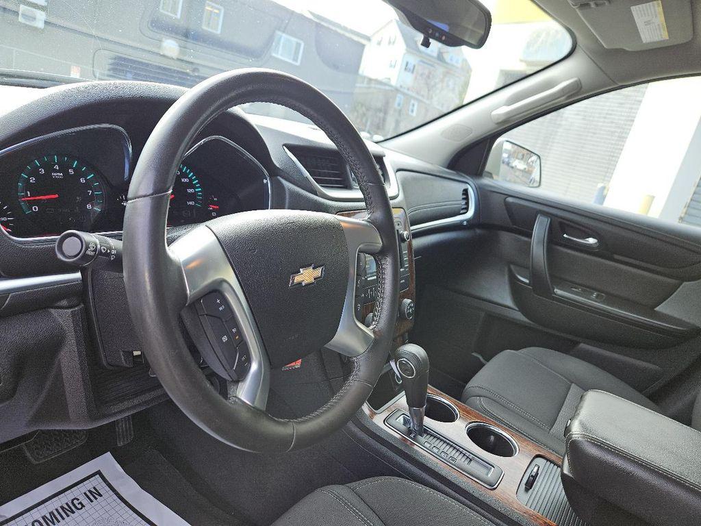 used 2014 Chevrolet Traverse car, priced at $8,700