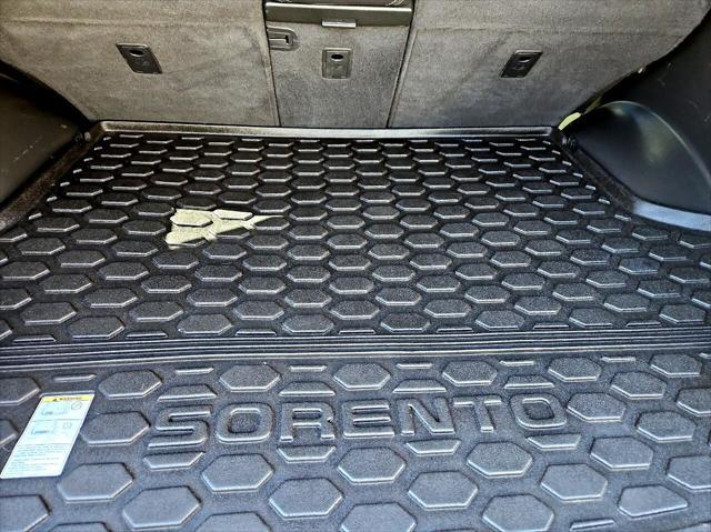 used 2014 Kia Sorento car, priced at $9,773