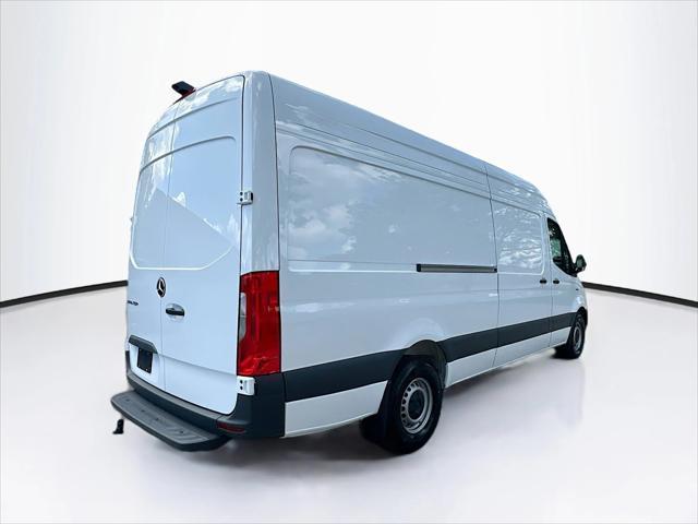 new 2024 Mercedes-Benz Sprinter 2500 car, priced at $82,037