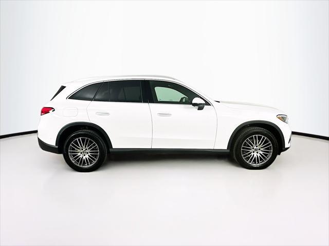 new 2025 Mercedes-Benz GLC 300 car, priced at $53,385