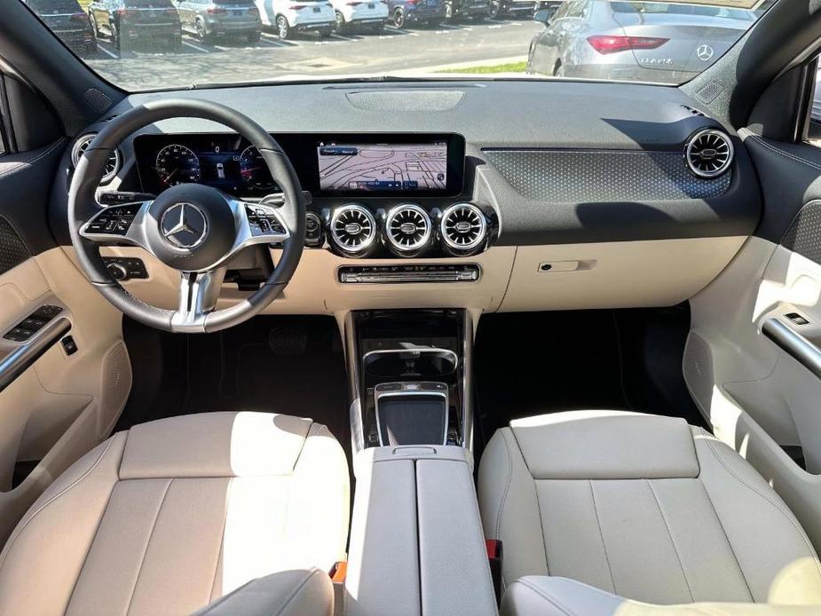 new 2024 Mercedes-Benz GLA 250 car, priced at $49,490