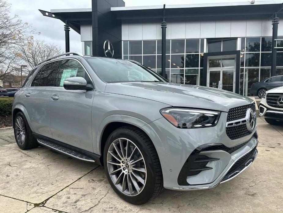new 2024 Mercedes-Benz GLE 580 car, priced at $105,265