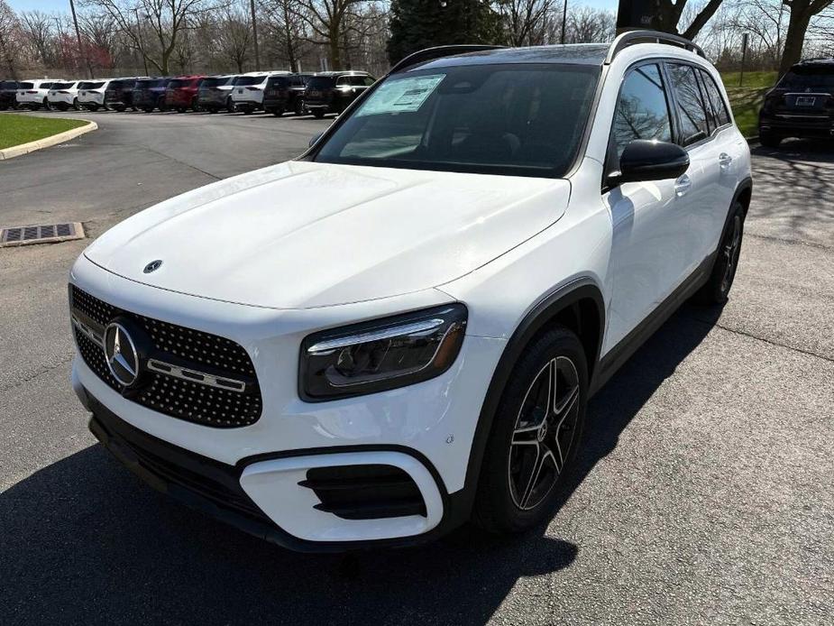 new 2024 Mercedes-Benz GLB 250 car, priced at $54,625