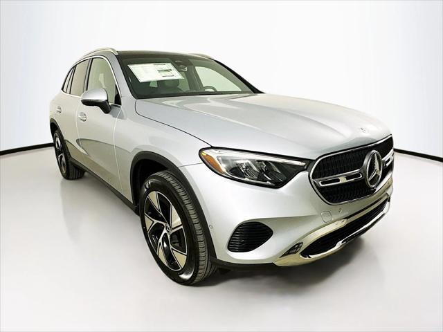 new 2024 Mercedes-Benz GLC 300 car, priced at $58,295