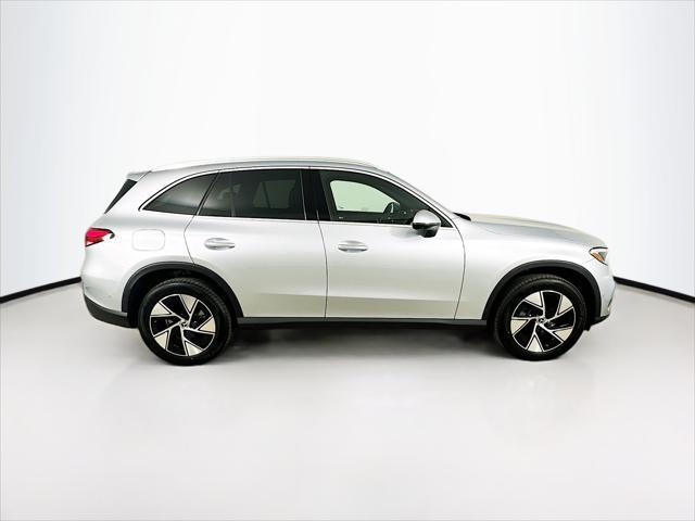 new 2024 Mercedes-Benz GLC 300 car, priced at $58,295