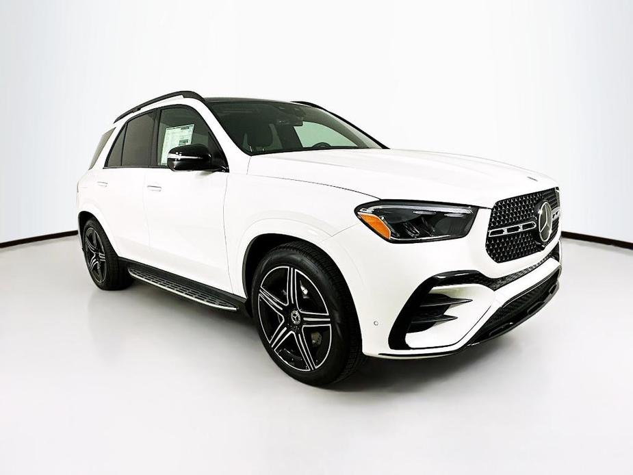 new 2024 Mercedes-Benz GLE 580 car, priced at $98,670