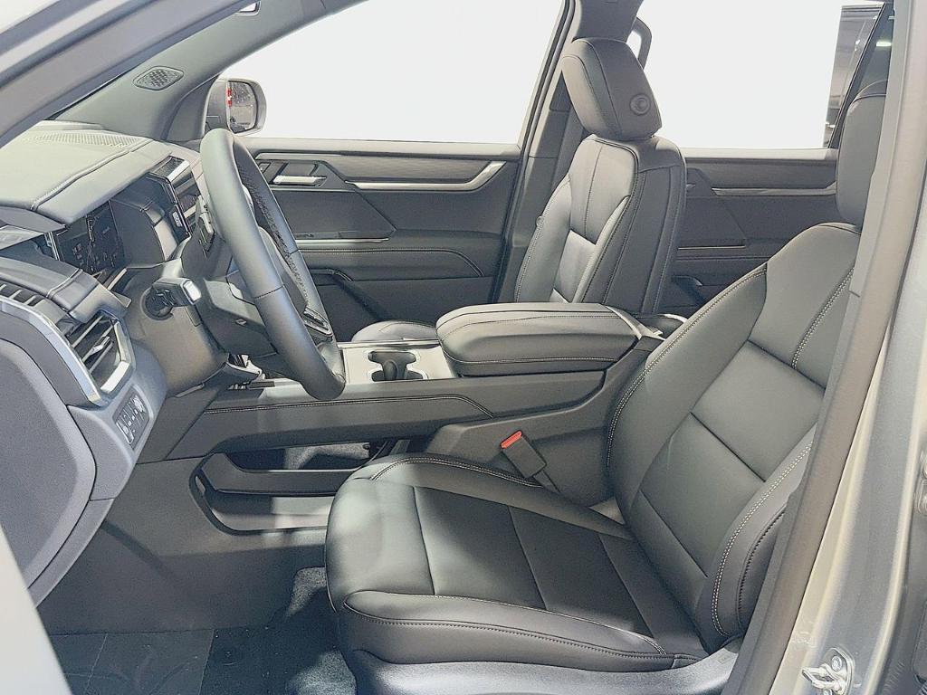 new 2025 GMC Acadia car, priced at $48,040
