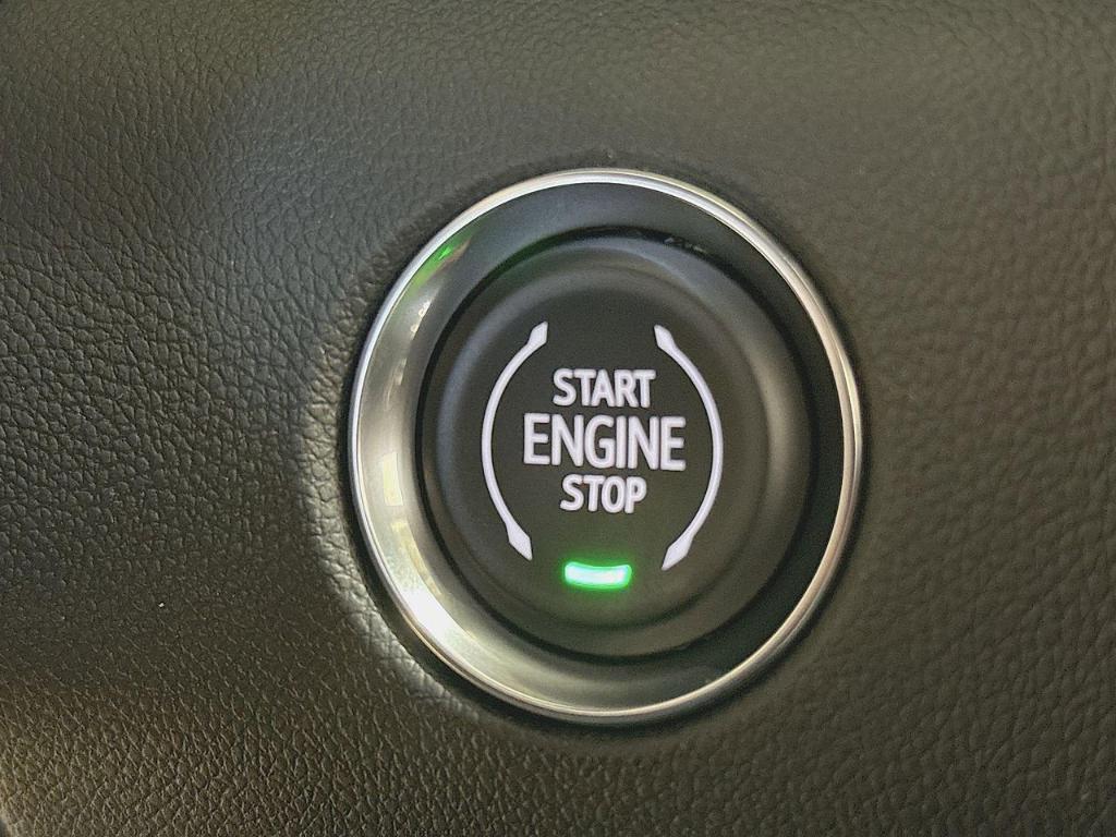 new 2025 GMC Acadia car, priced at $48,040