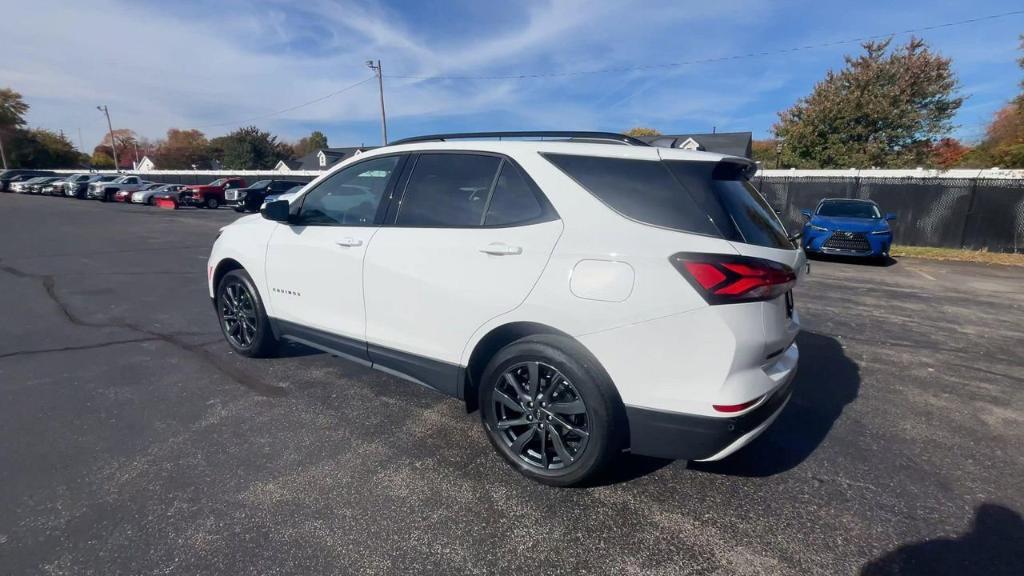 used 2023 Chevrolet Equinox car, priced at $25,900