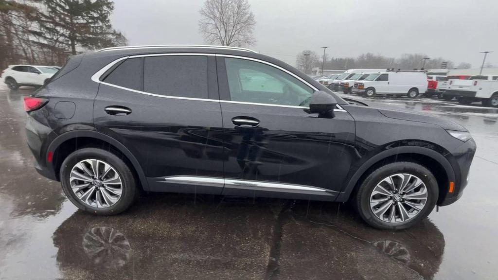 new 2025 Buick Envision car, priced at $39,998