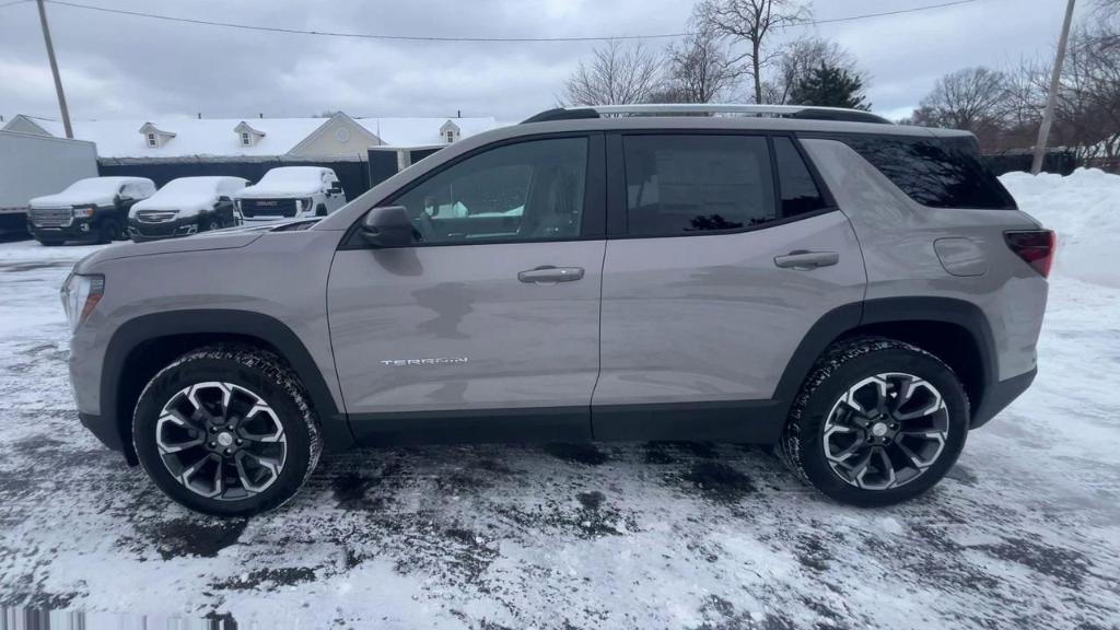 new 2025 GMC Terrain car, priced at $38,255