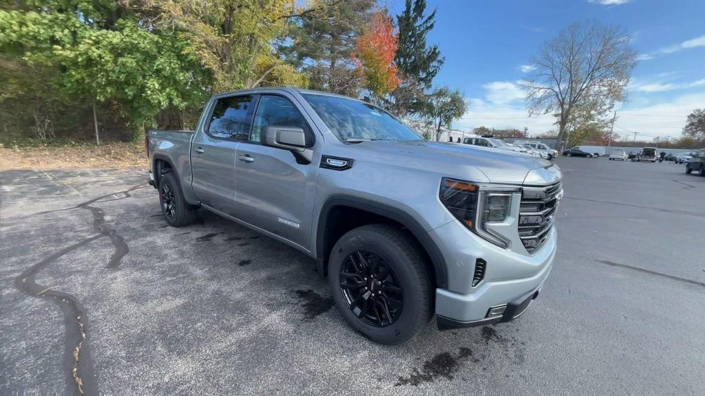 new 2025 GMC Sierra 1500 car, priced at $56,540