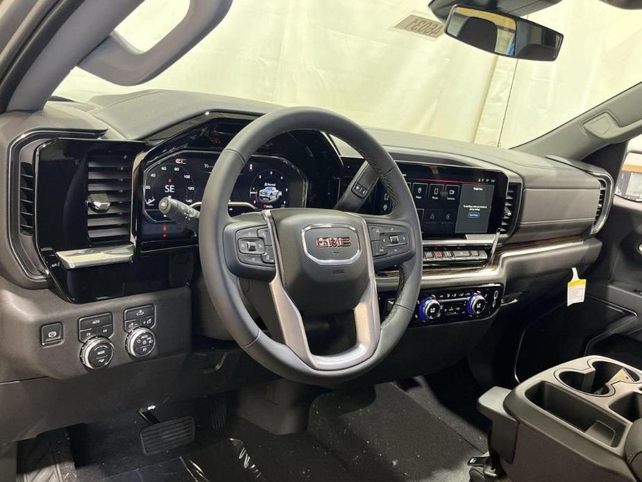 new 2025 GMC Sierra 1500 car, priced at $56,540