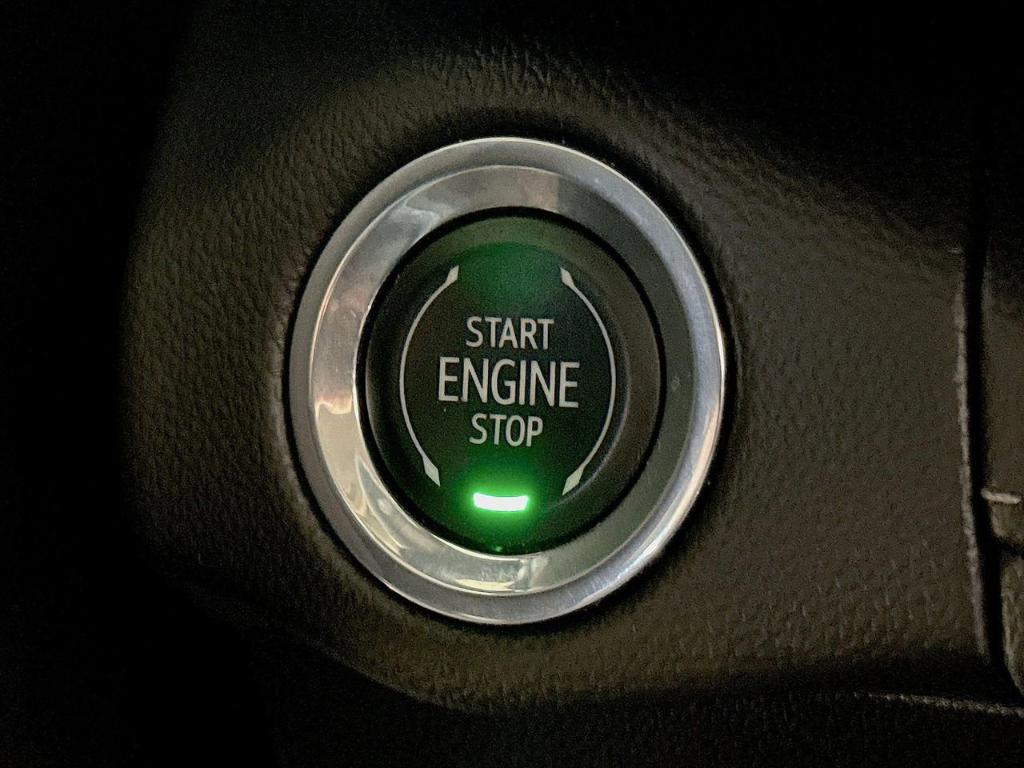 used 2023 Buick Envision car, priced at $27,900