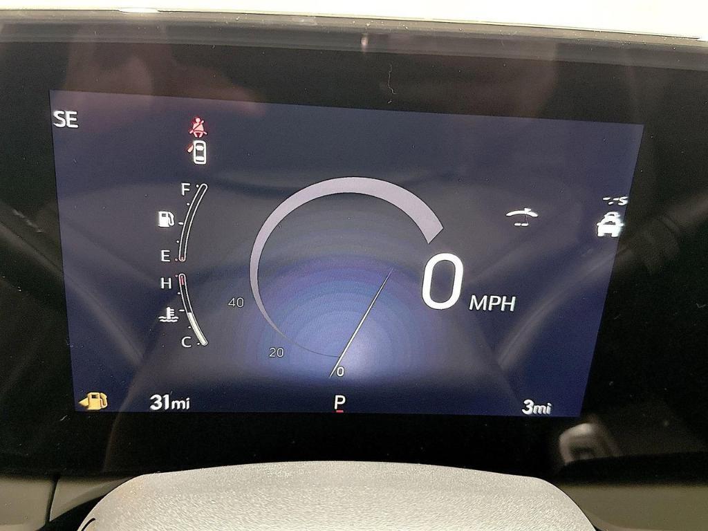 new 2025 Buick Envista car, priced at $27,625
