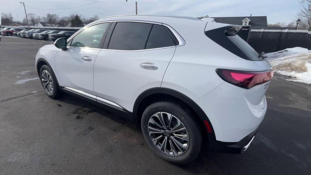 new 2025 Buick Envision car, priced at $39,518