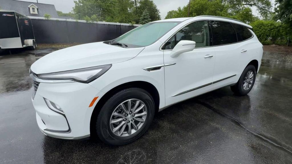 used 2022 Buick Enclave car, priced at $26,900
