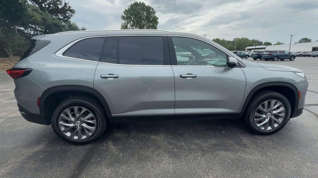used 2025 Buick Enclave car, priced at $48,130