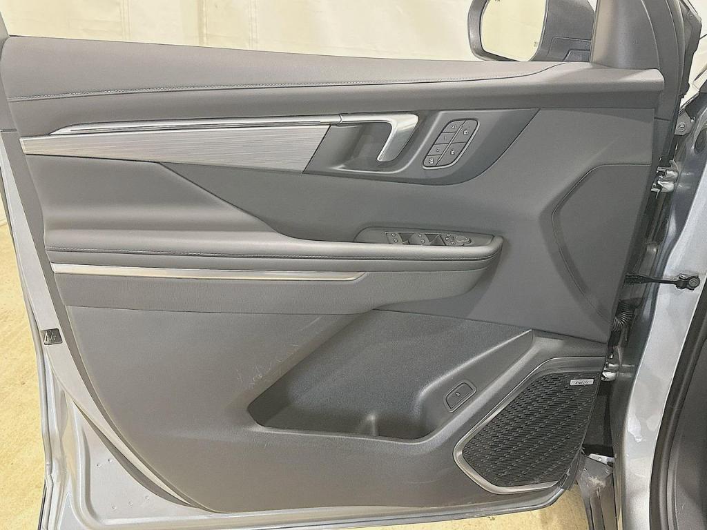 used 2025 Buick Enclave car, priced at $48,130