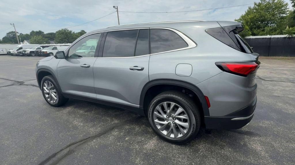 used 2025 Buick Enclave car, priced at $48,130