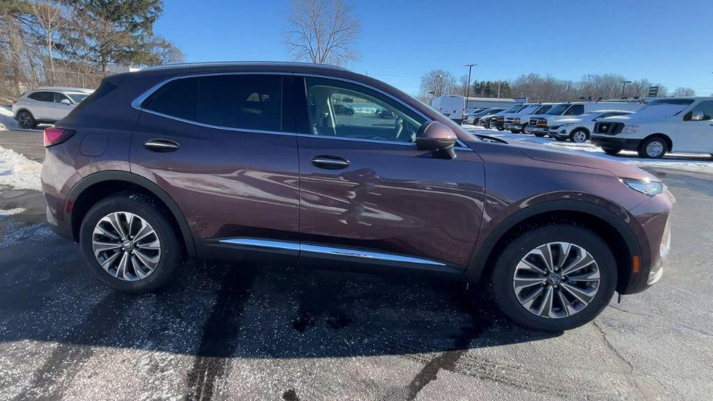 new 2025 Buick Envision car, priced at $38,548