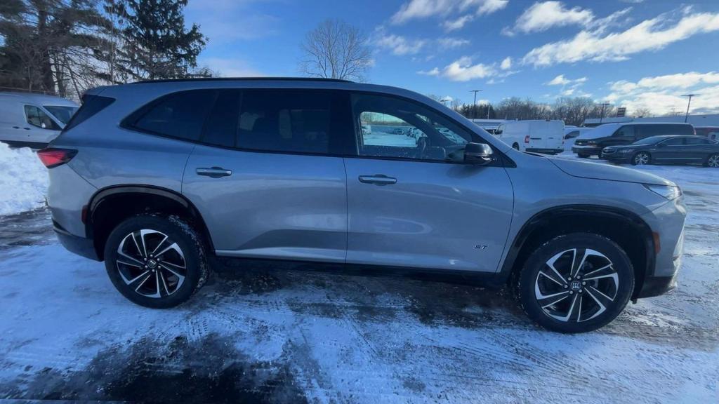 new 2025 Buick Enclave car, priced at $48,786