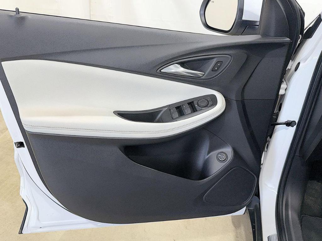 used 2022 Buick Encore GX car, priced at $21,900
