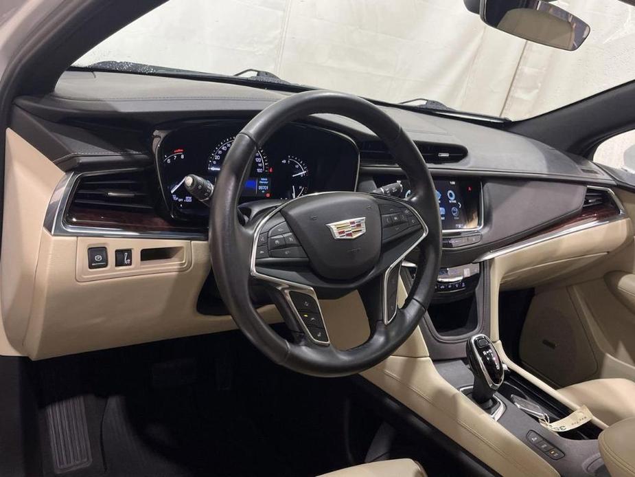 used 2018 Cadillac XT5 car, priced at $17,500