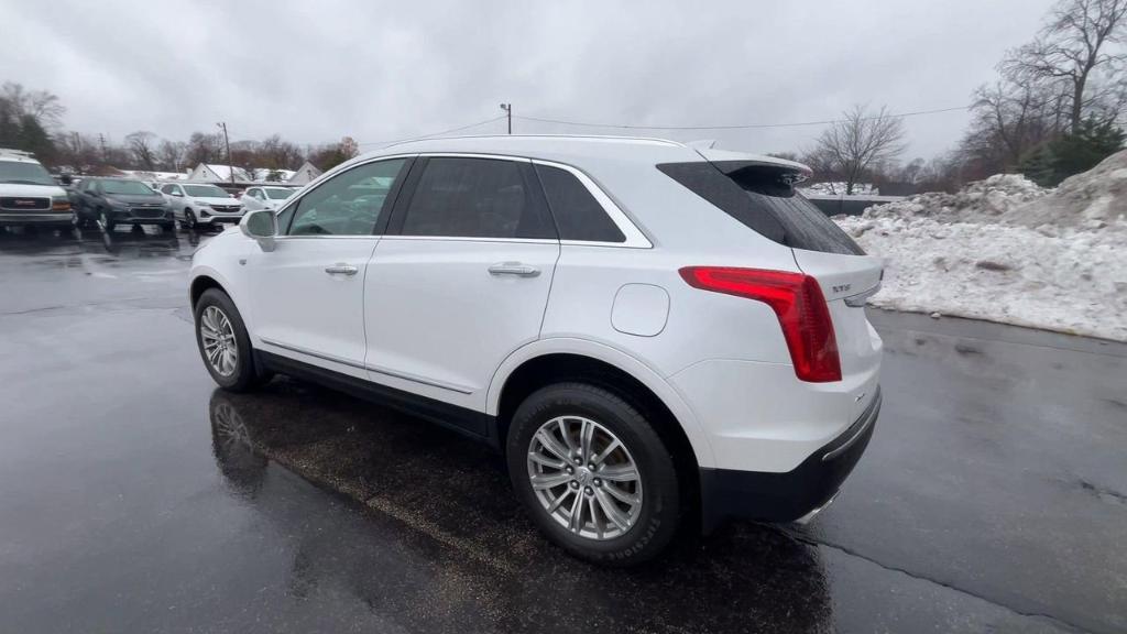 used 2018 Cadillac XT5 car, priced at $17,500