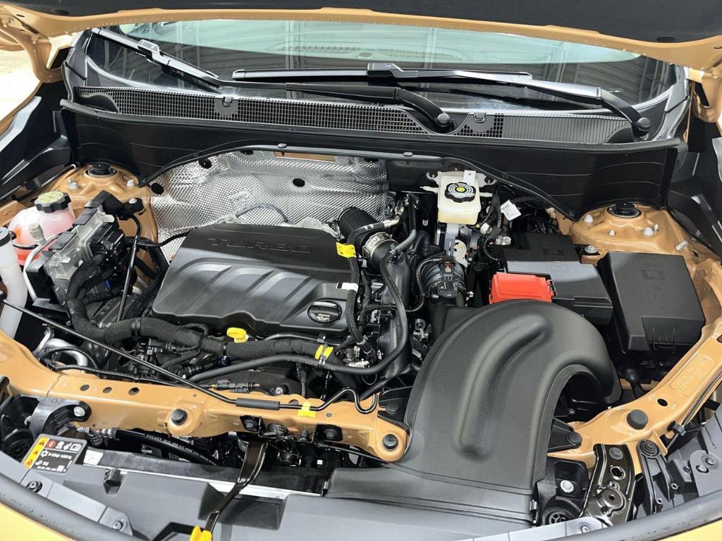new 2025 Buick Encore GX car, priced at $28,130