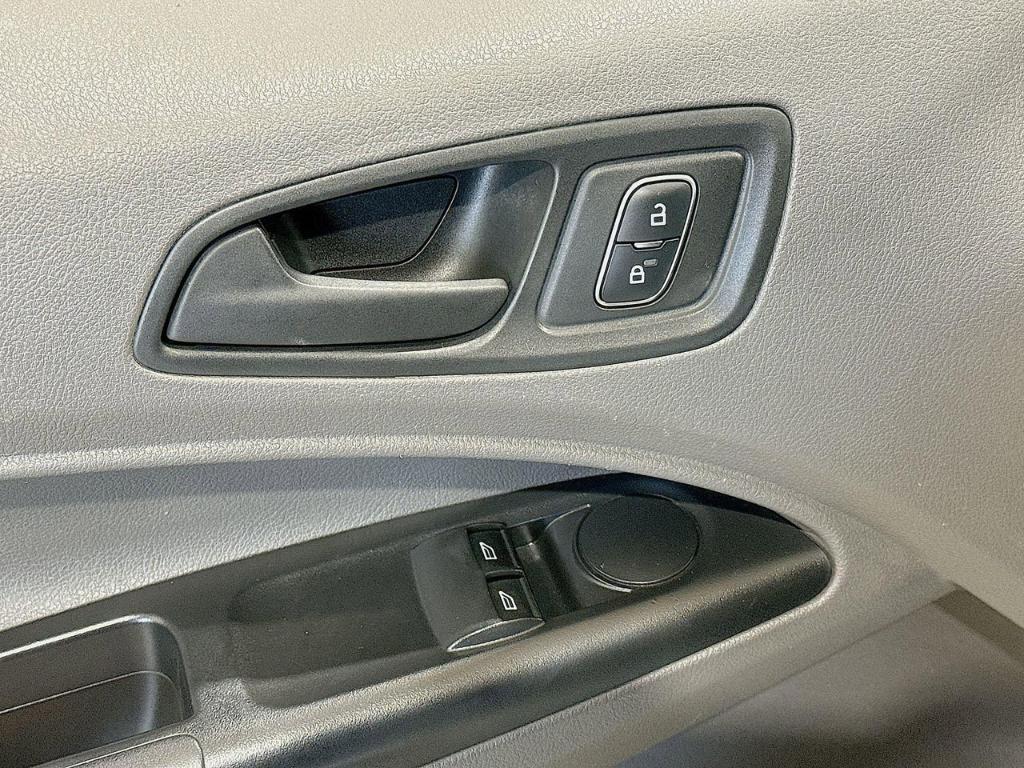 used 2022 Ford Transit Connect car, priced at $18,900
