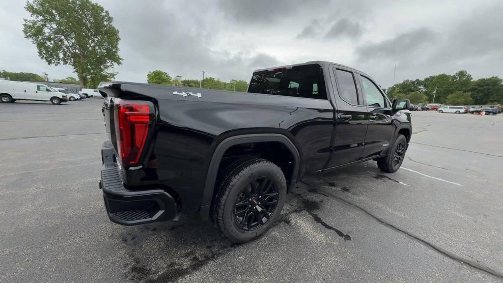 new 2025 GMC Sierra 1500 car, priced at $45,990