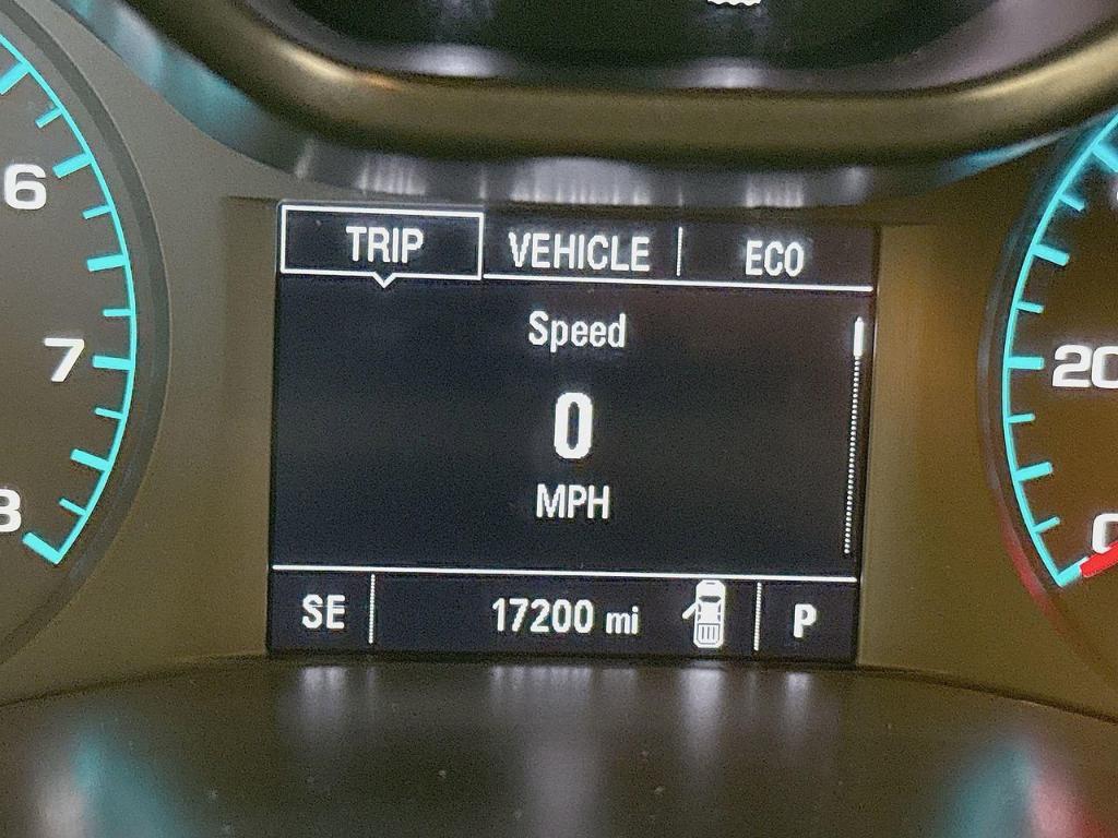 used 2022 GMC Canyon car, priced at $33,900