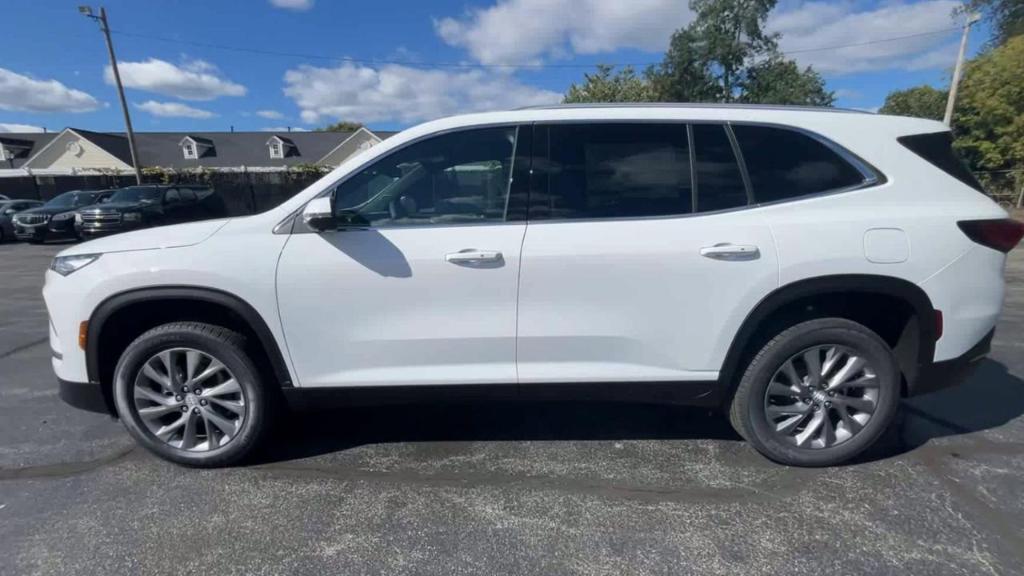 new 2025 Buick Enclave car, priced at $46,690