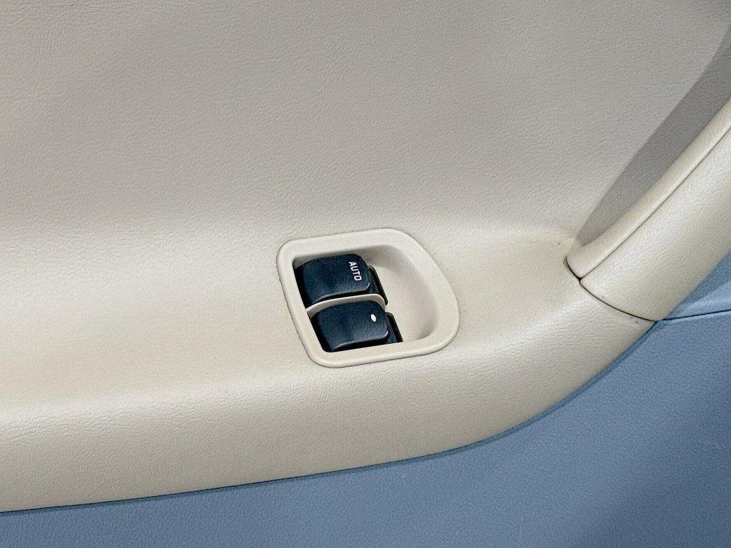 used 2007 Pontiac Solstice car, priced at $11,900