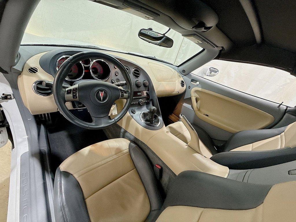 used 2007 Pontiac Solstice car, priced at $11,900