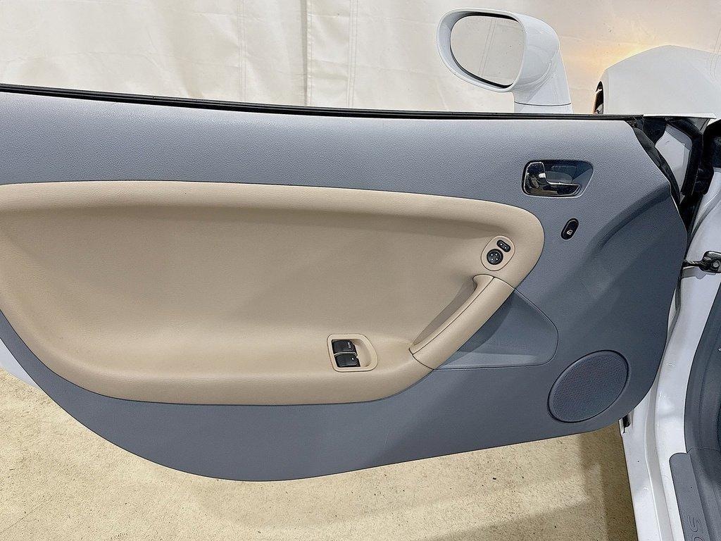 used 2007 Pontiac Solstice car, priced at $11,900