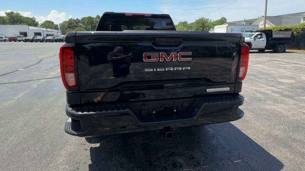 new 2025 GMC Sierra 1500 car, priced at $48,295
