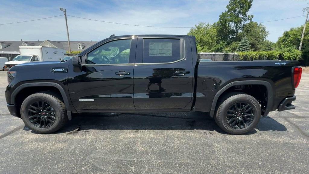 new 2025 GMC Sierra 1500 car, priced at $48,295