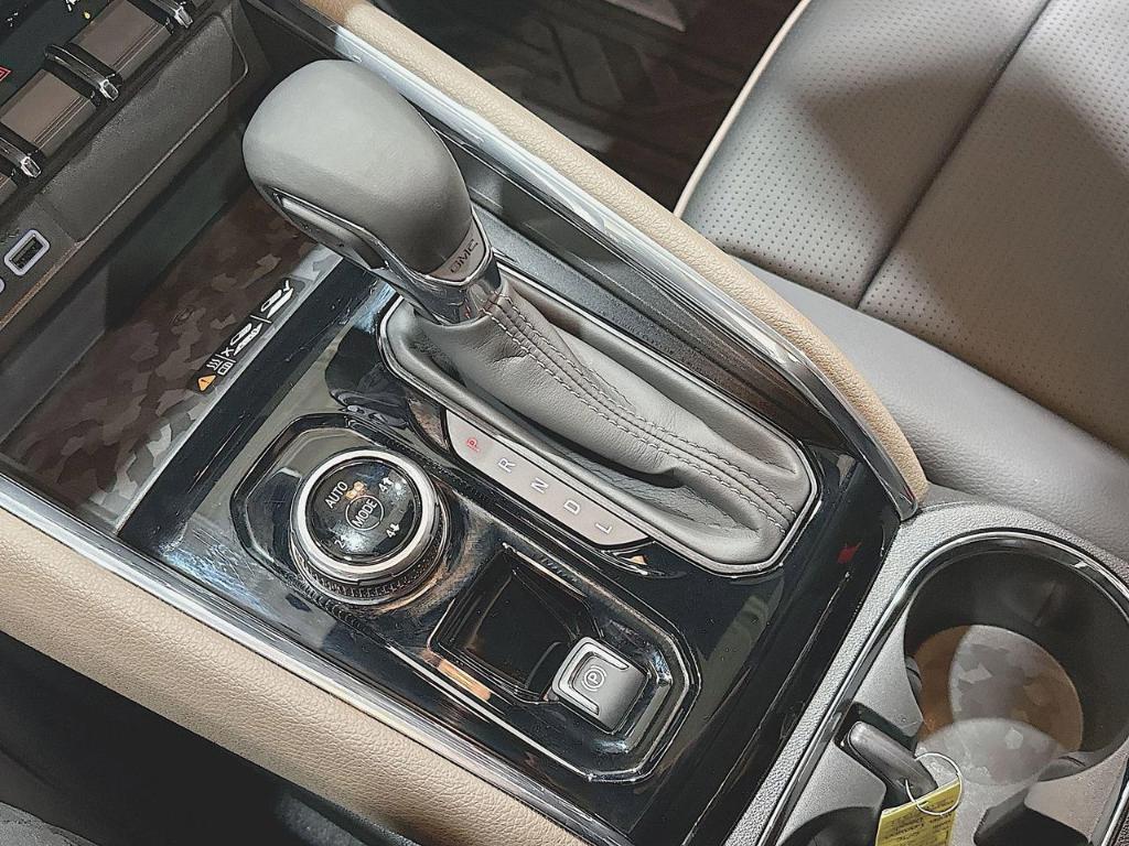 used 2024 GMC Canyon car, priced at $48,900