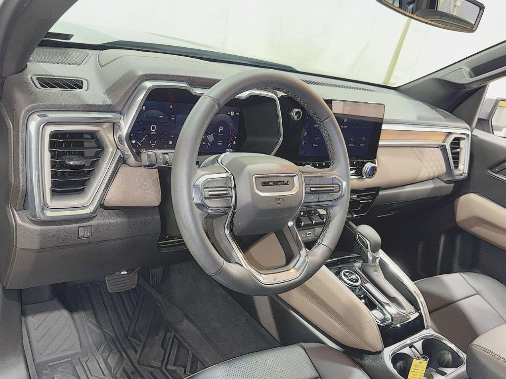 used 2024 GMC Canyon car, priced at $48,900