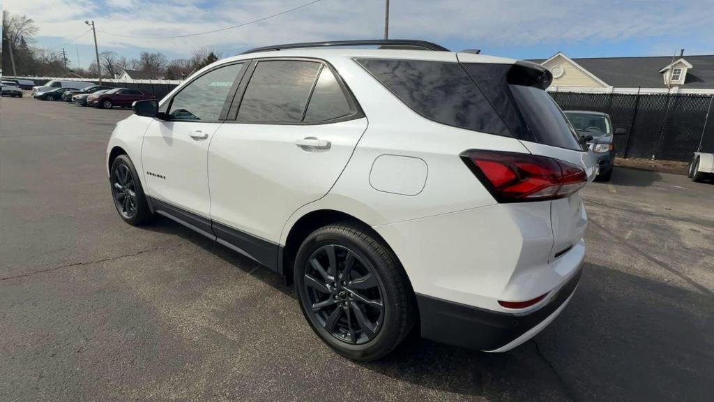 used 2022 Chevrolet Equinox car, priced at $24,900
