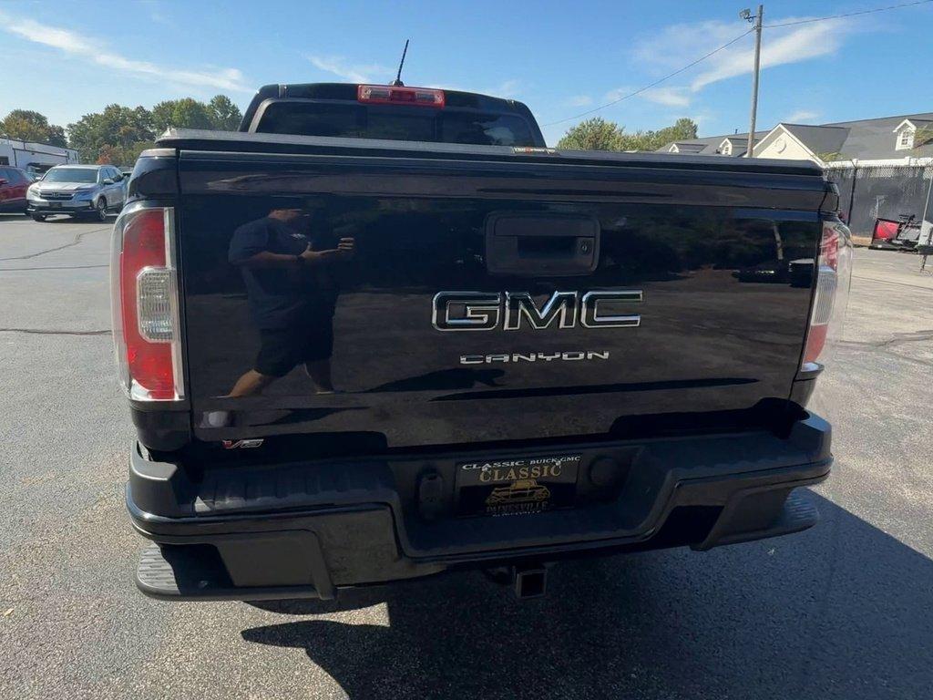 used 2022 GMC Canyon car, priced at $31,900