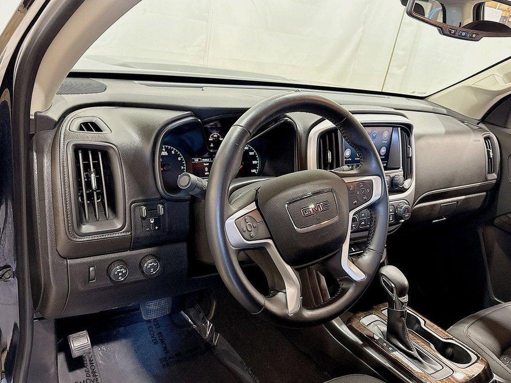 used 2022 GMC Canyon car, priced at $31,900